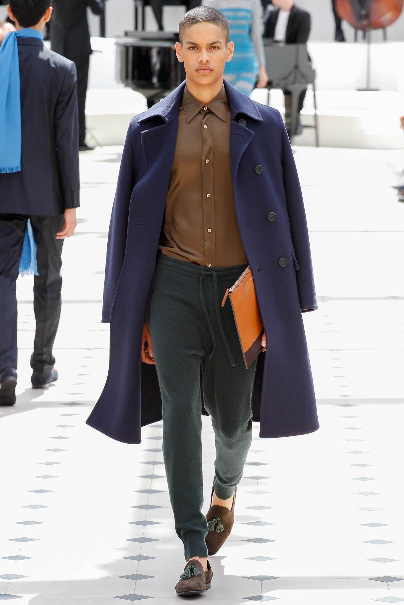 Burberry S/S 16 Menswear Look 215