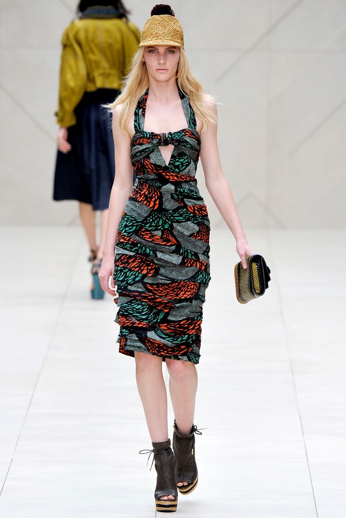 Burberry S/S 12 Look 86