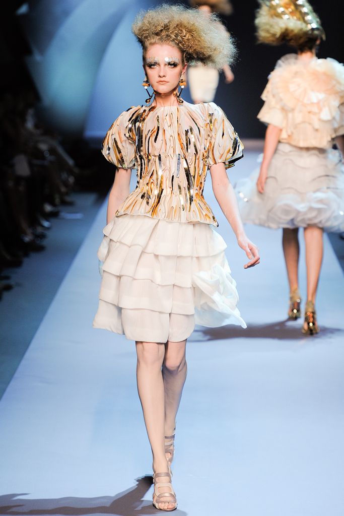 Christian Dior F/W 11 Couture Look 99