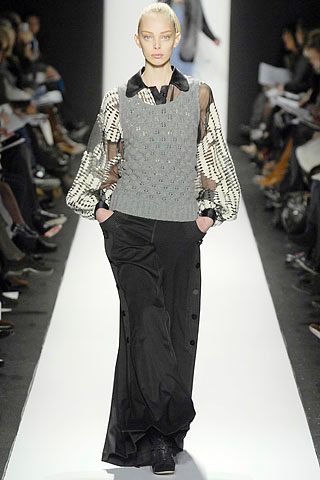 Carolina Herrera F/W 07 Look 17