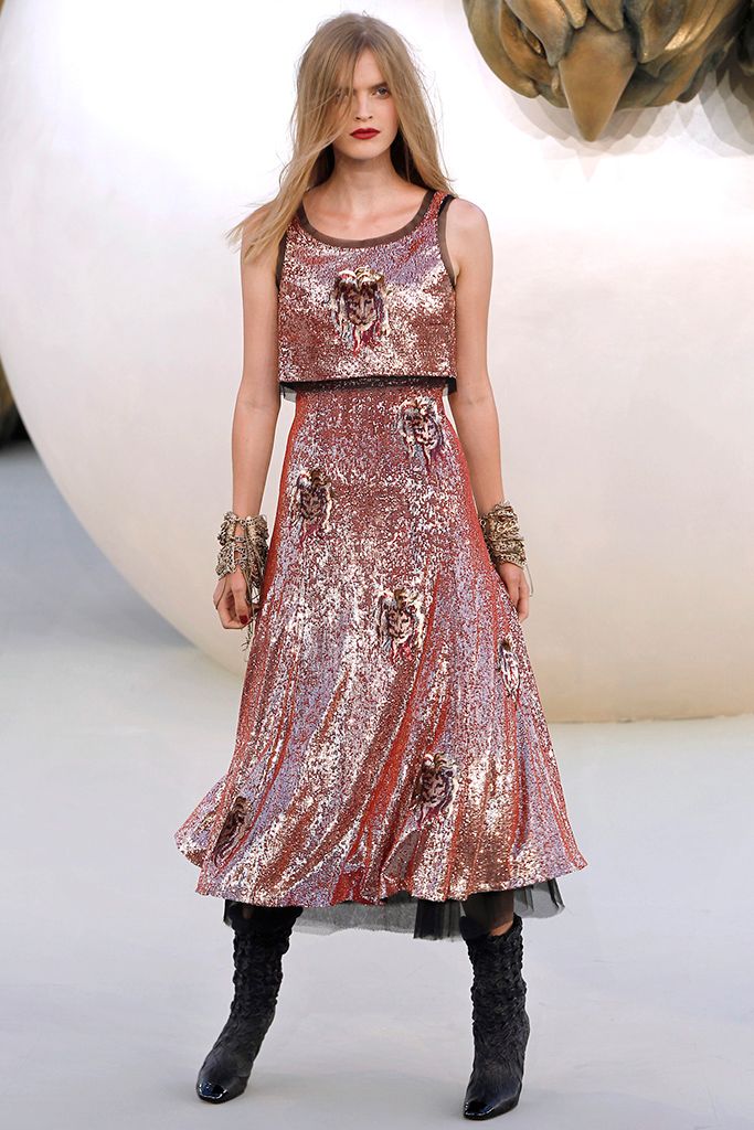 Chanel F/W 10 Couture Look 316
