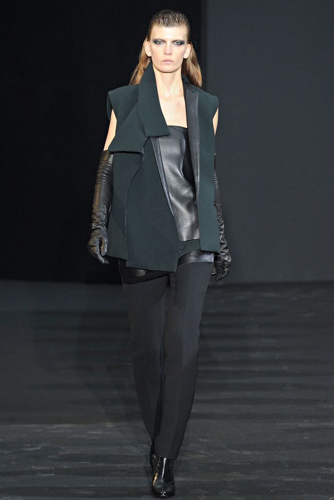 Costume National F/W 12 Look 81