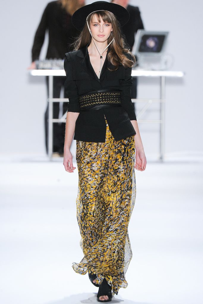 Carlos Miele F/W 12 Look 146