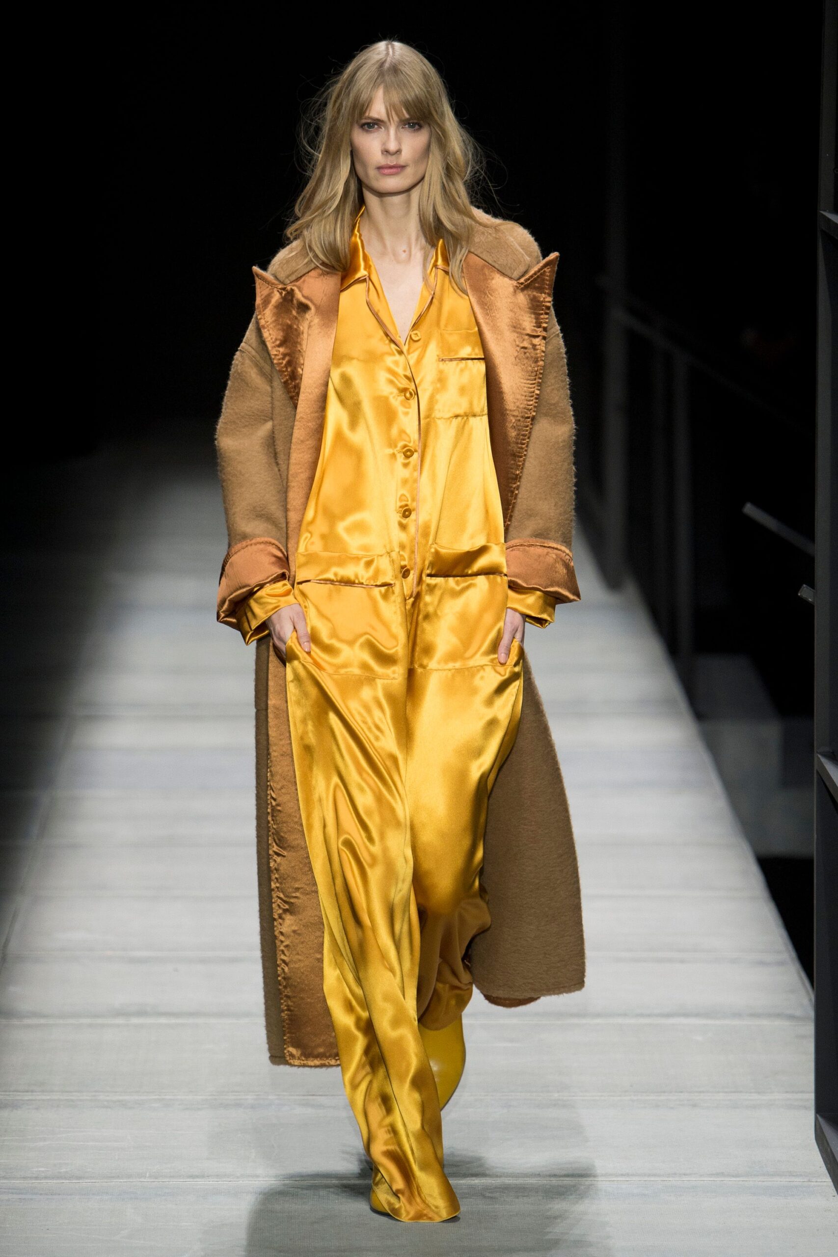 brown wool long-sleeve open-front oversized textured maxi coat