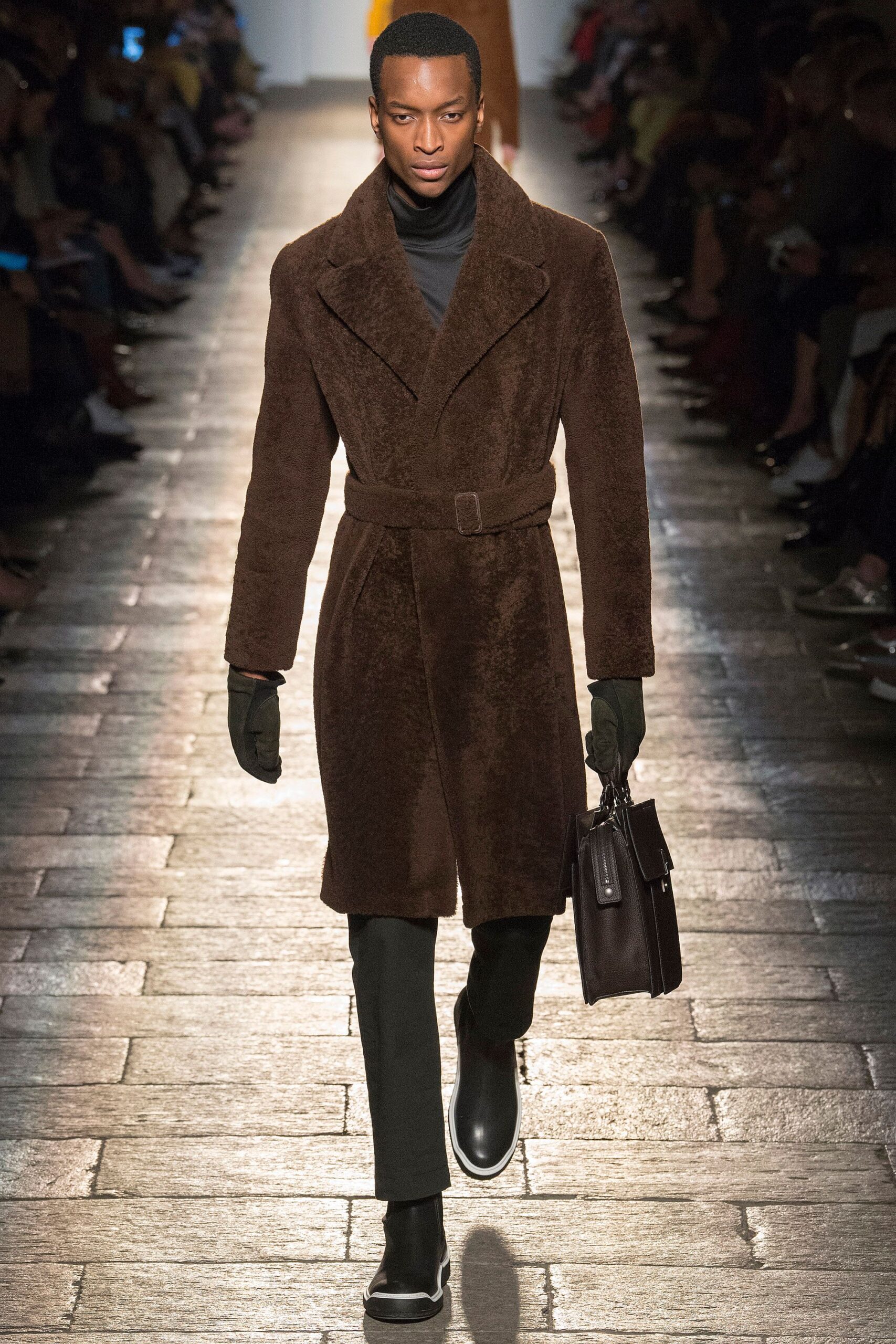 Bottega Veneta F/W 17 Look 78