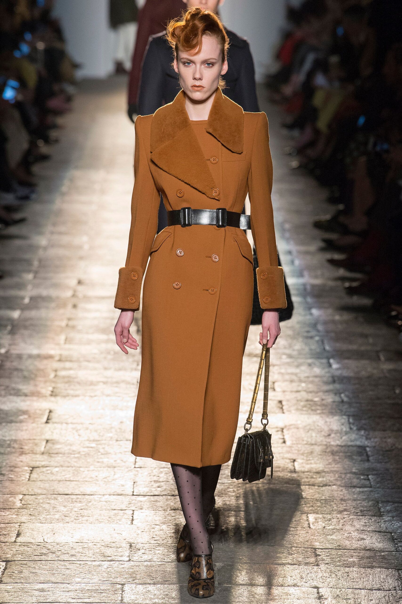 Bottega Veneta F/W 17 Look 127