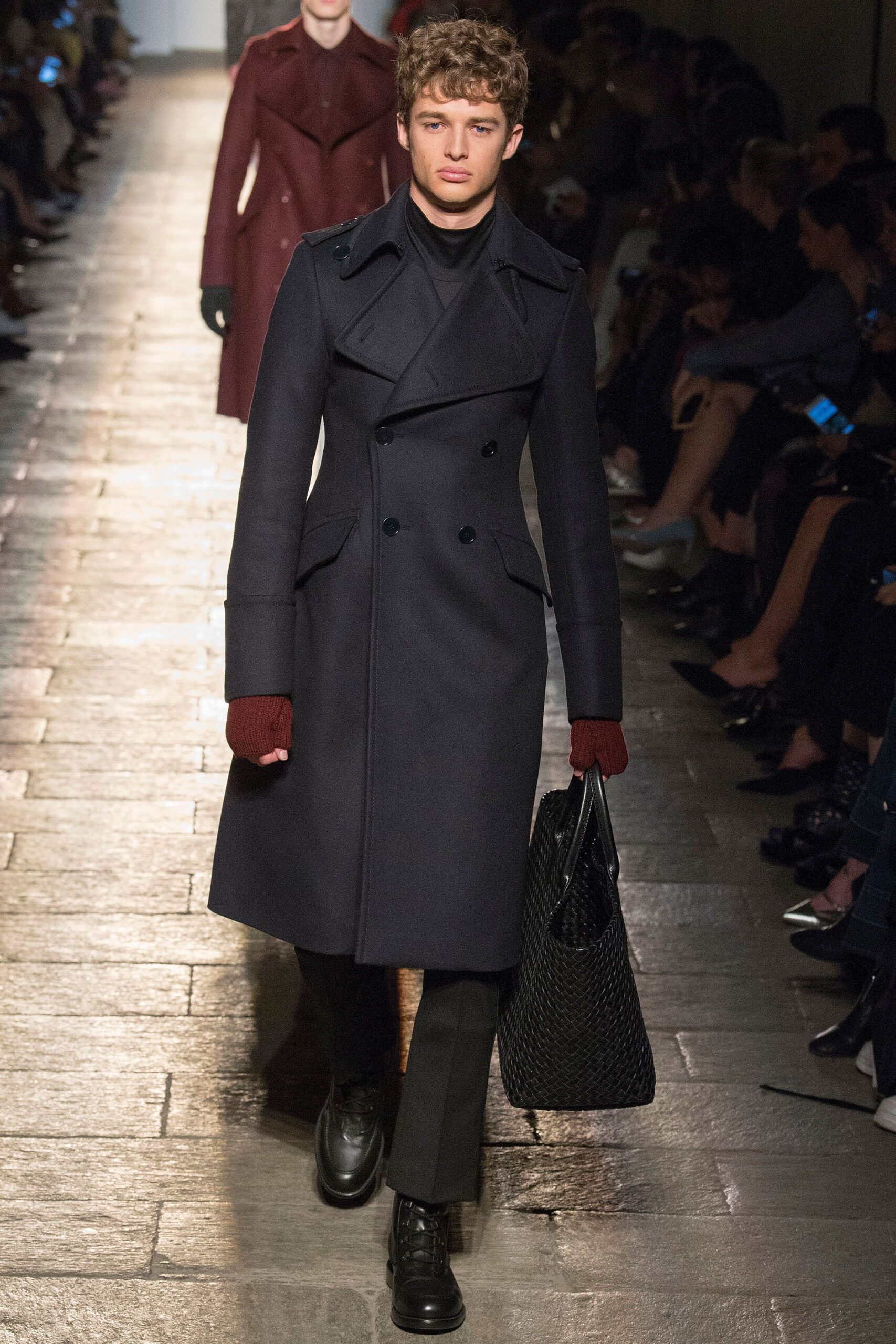 Bottega Veneta F/W 17 Look 140