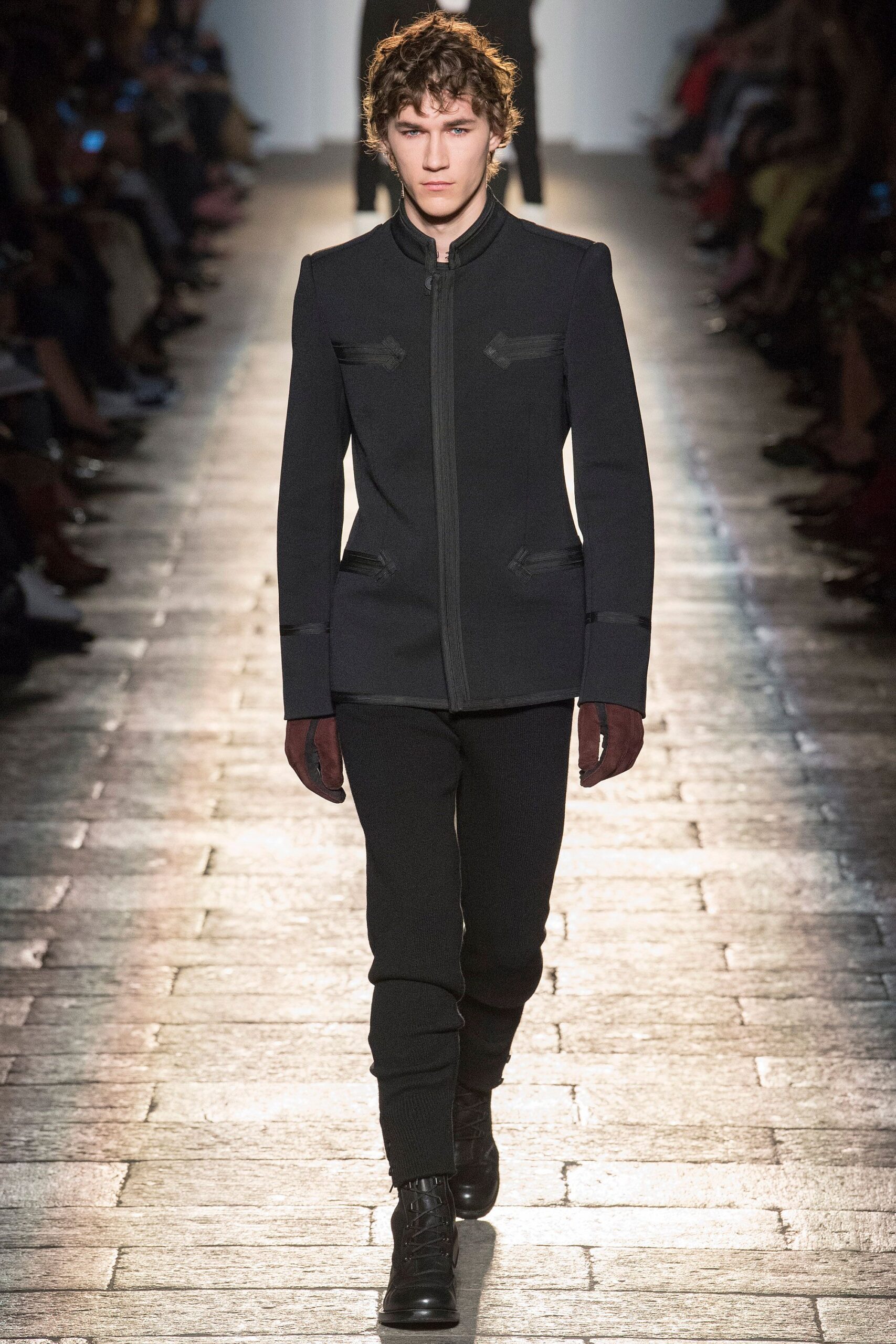 Bottega Veneta F/W 17 Look 270
