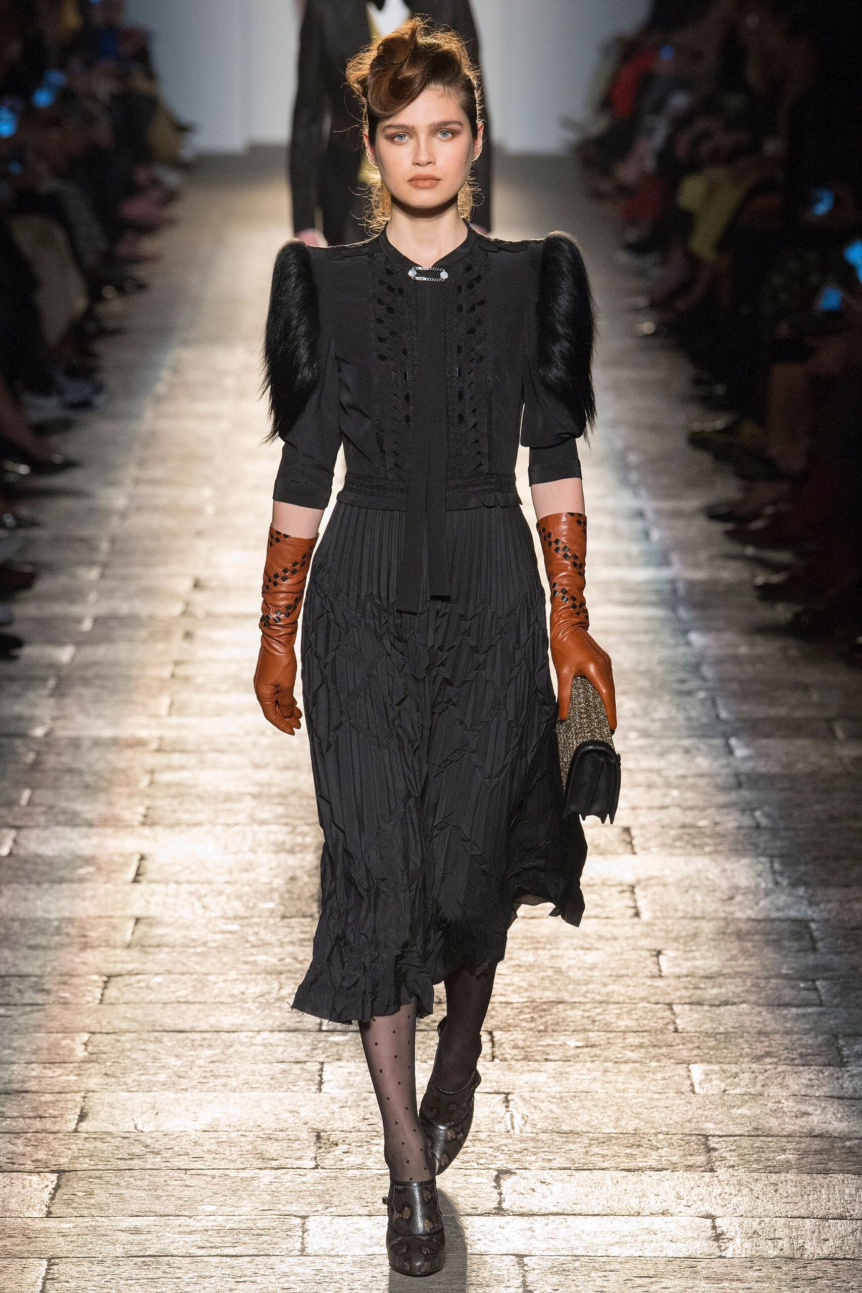 Bottega Veneta F/W 17 Look 488