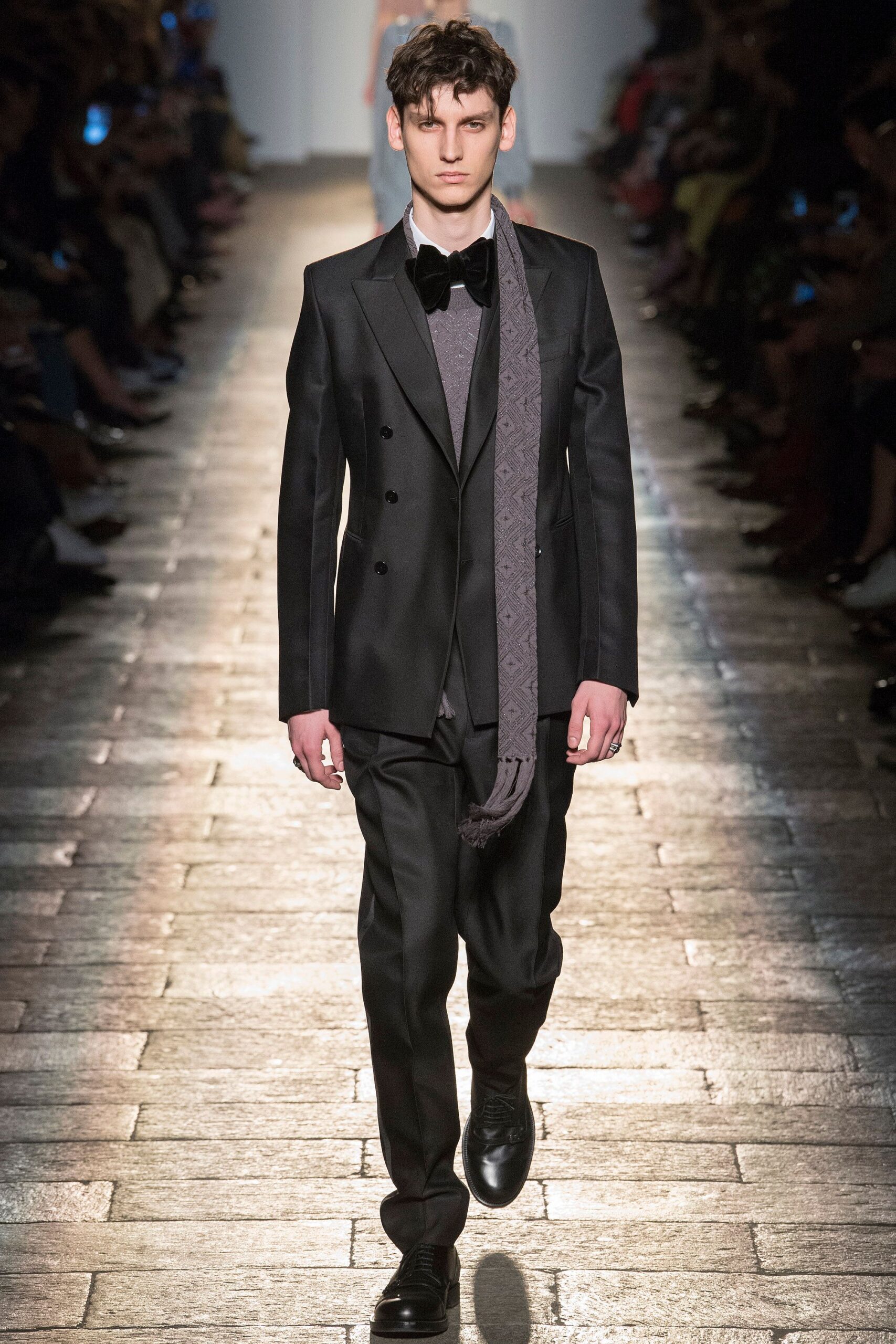 Bottega Veneta F/W 17 Look 521