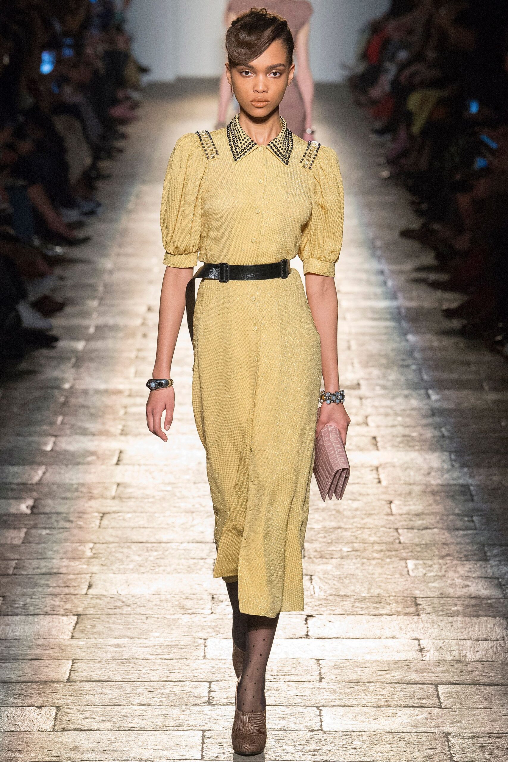 Bottega Veneta F/W 17 Look 551