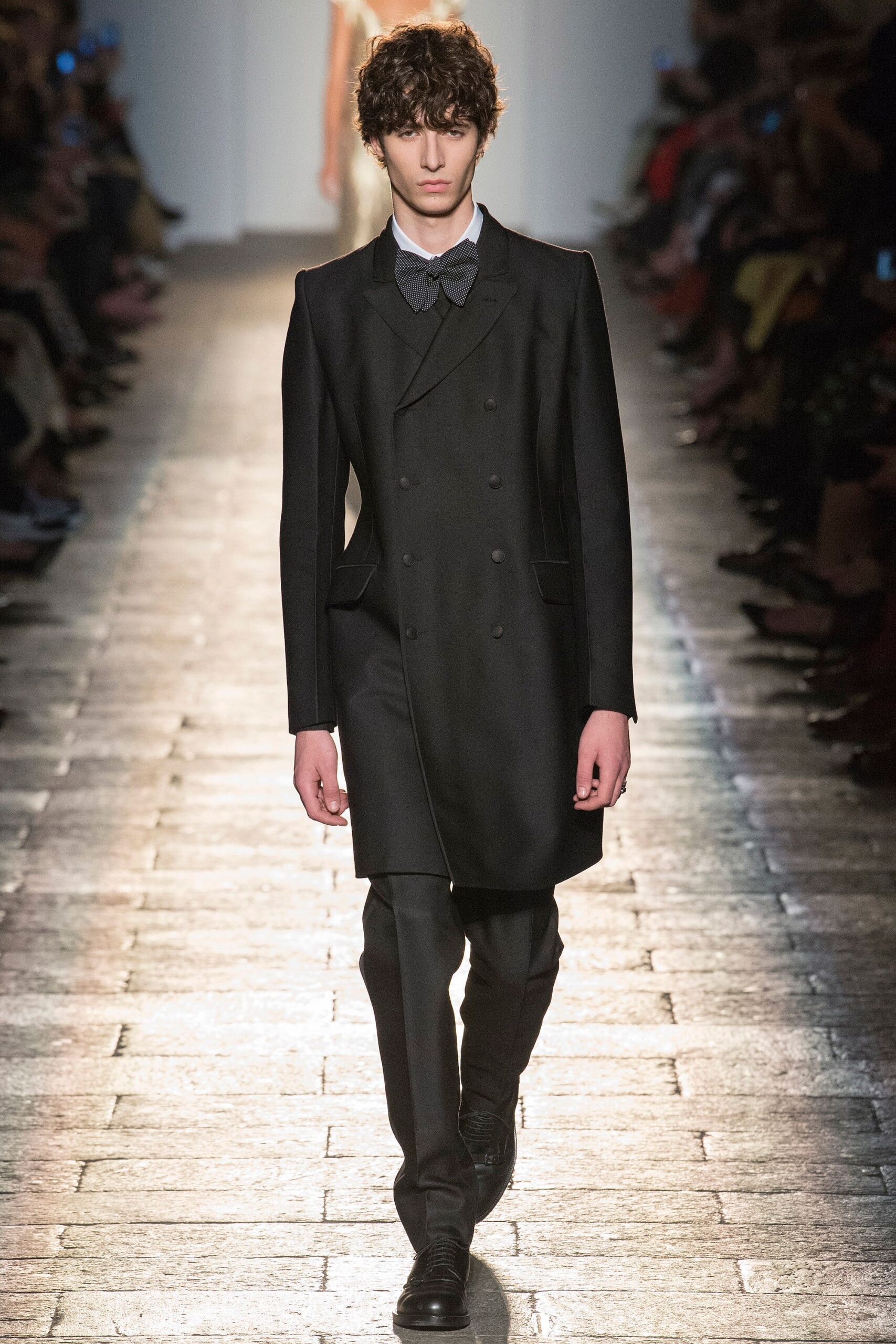 Bottega Veneta F/W 17 Look 675
