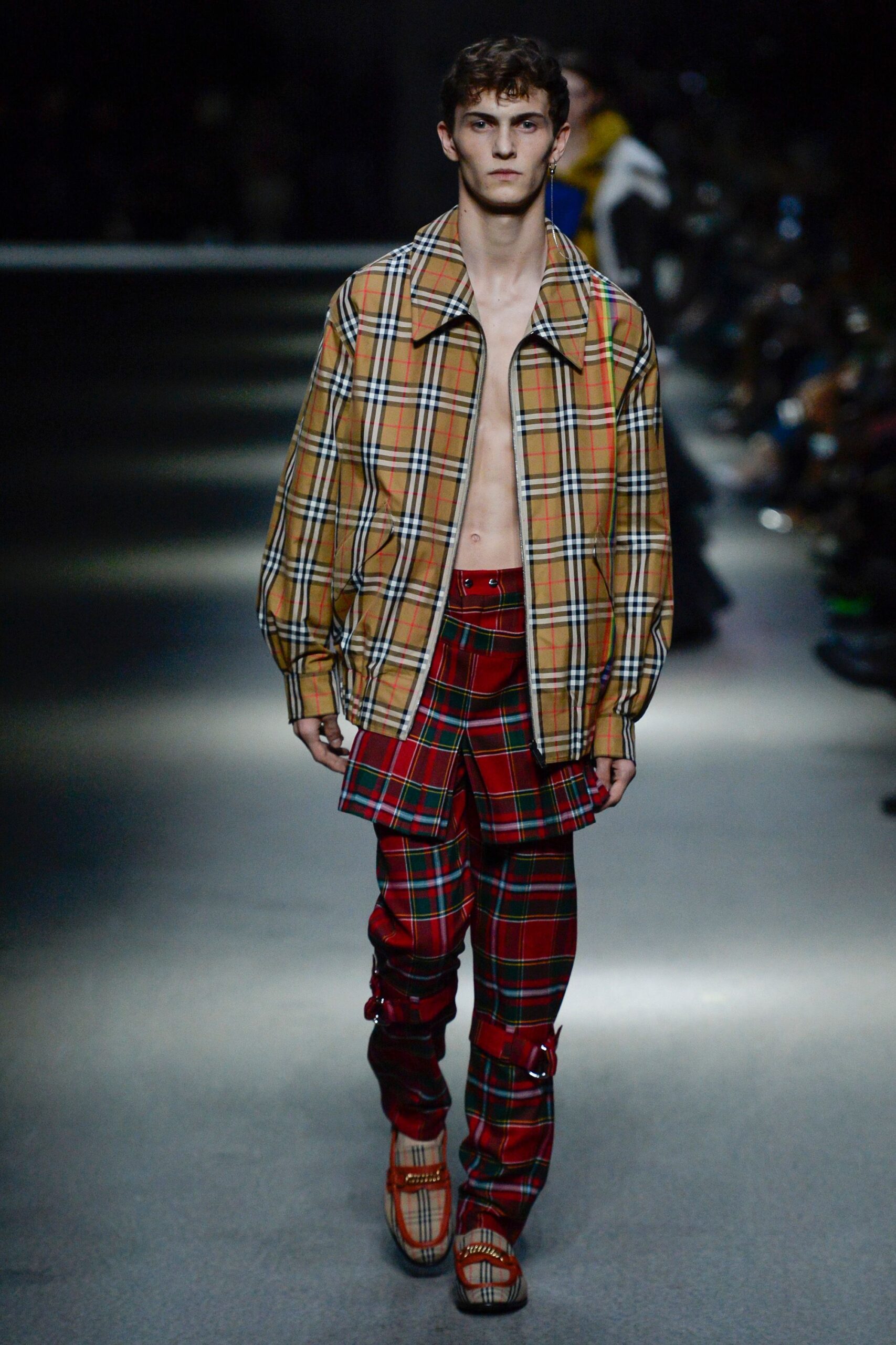 Burberry F/W 18 Menswear Look 208