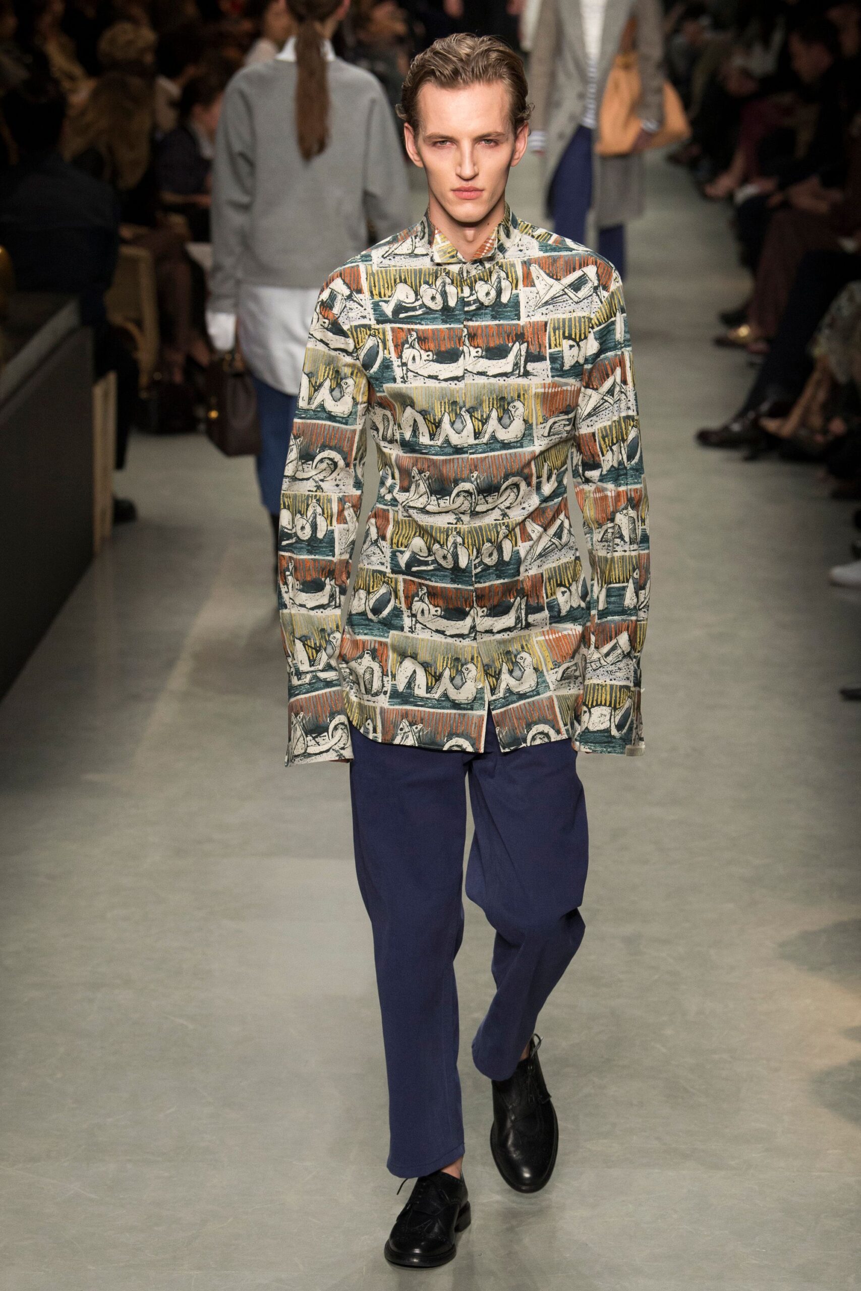 Burberry S/S 17 Look 437