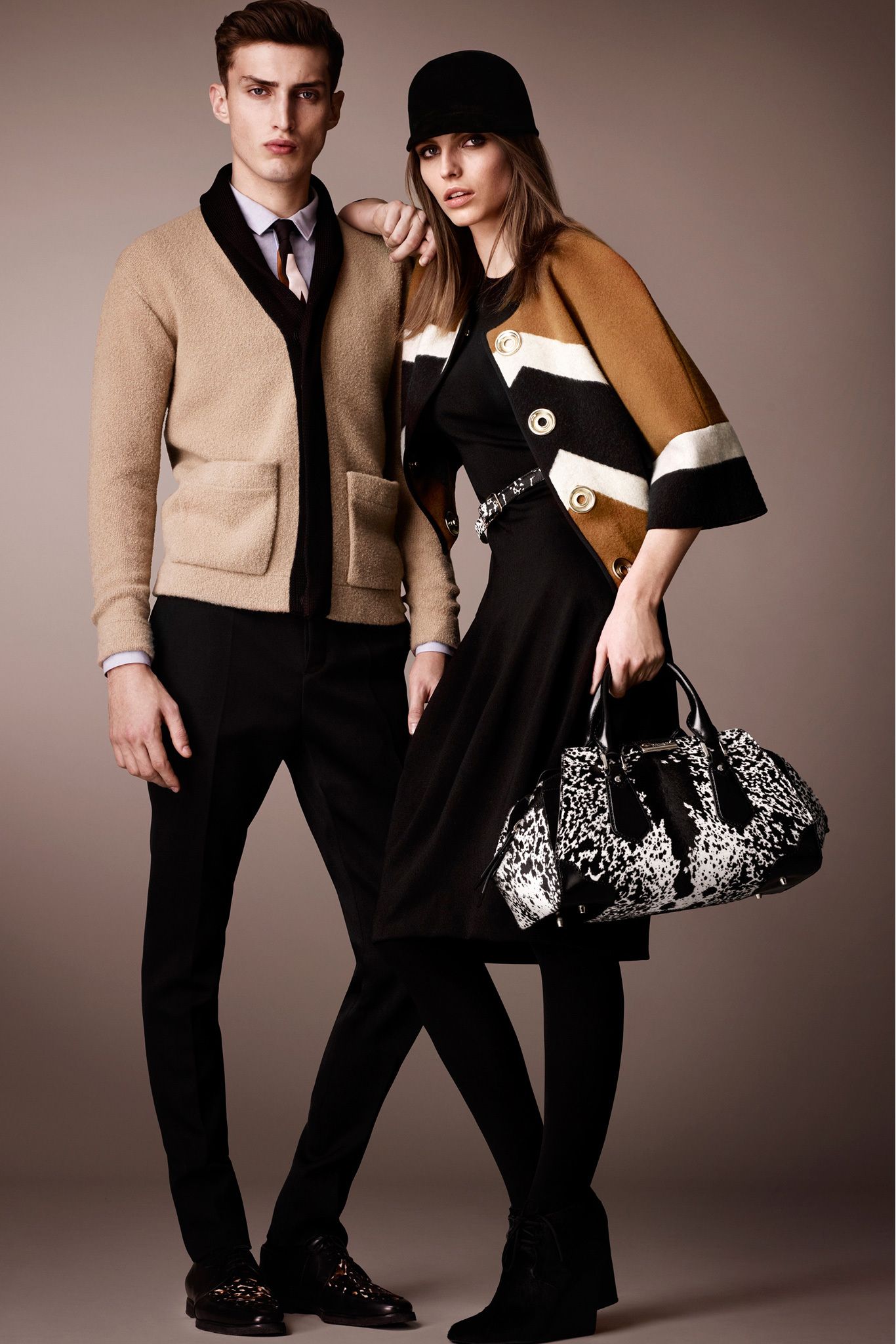 Burberry F/W 13 Look 33
