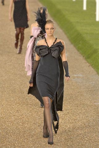 Chanel F/W 07 Couture Look 222