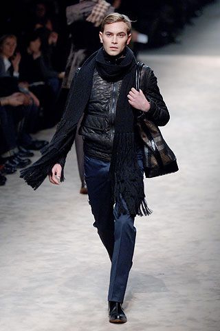 Burberry F/W 06 Menswear Look 107
