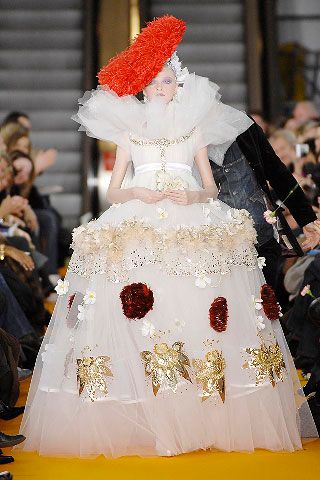 Christian Lacroix S/S 08 Couture Look 215