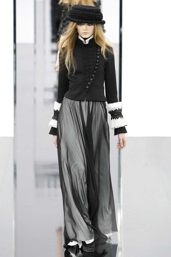 Chanel F/W 09 Look 341