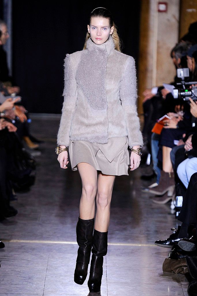 Costume National F/W 10 Look 41