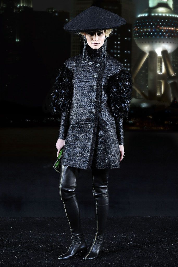 Chanel F/W 10 Look 96
