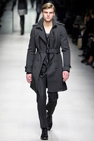 Burberry F/W 07 Look 199