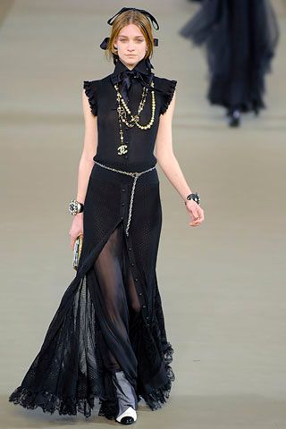 Chanel F/W 06 Look 283