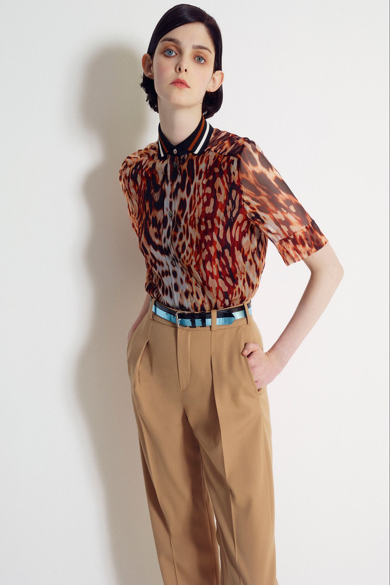 animal-print sheer short-sleeve shirt