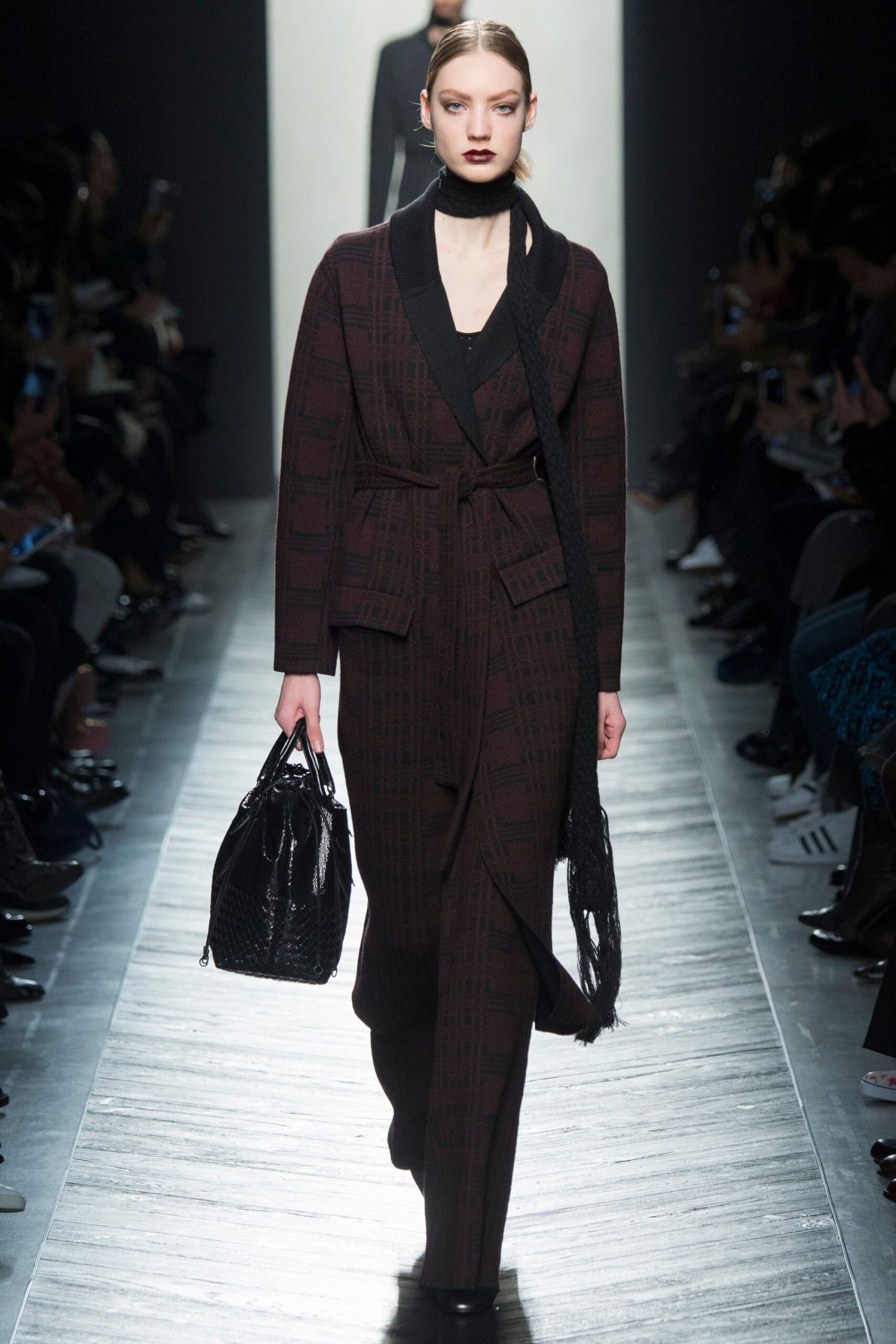 Bottega Veneta F/W 16 Look 64