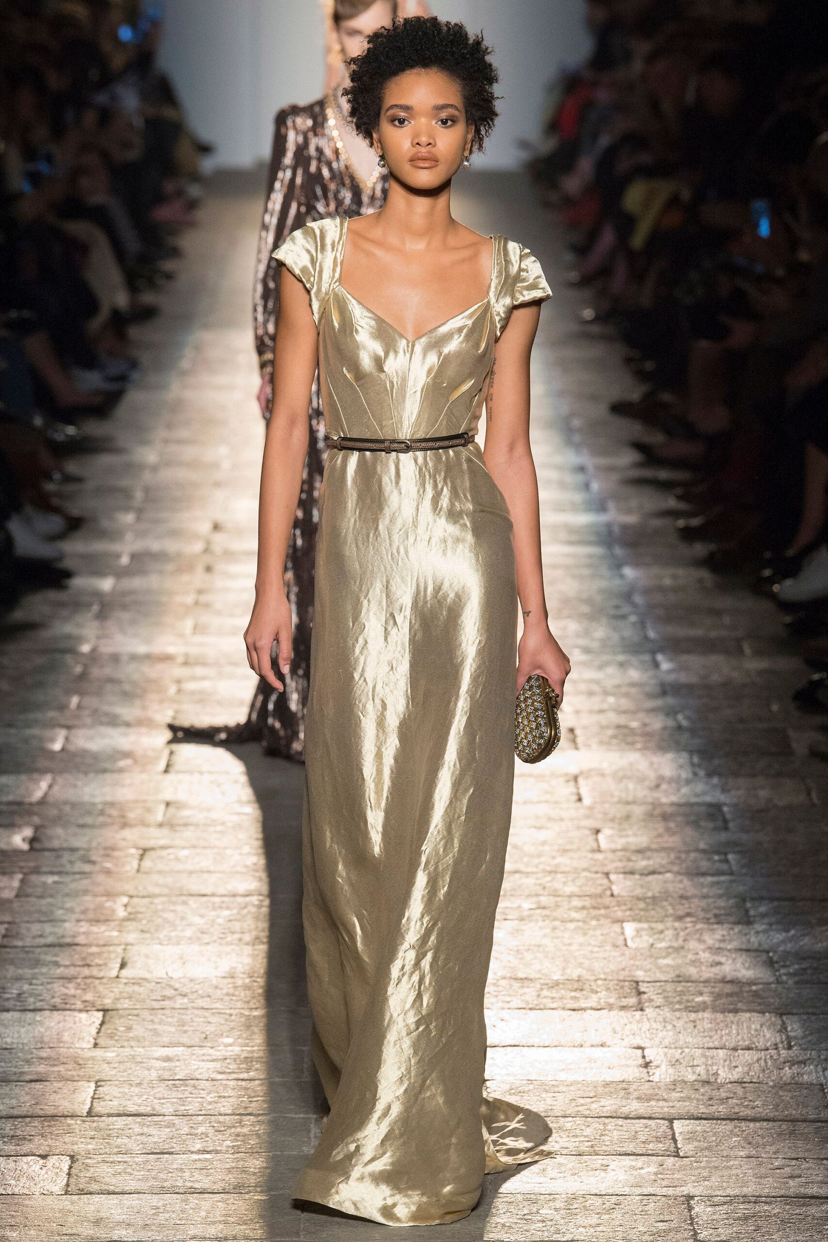 Bottega Veneta F/W 17 Look 694