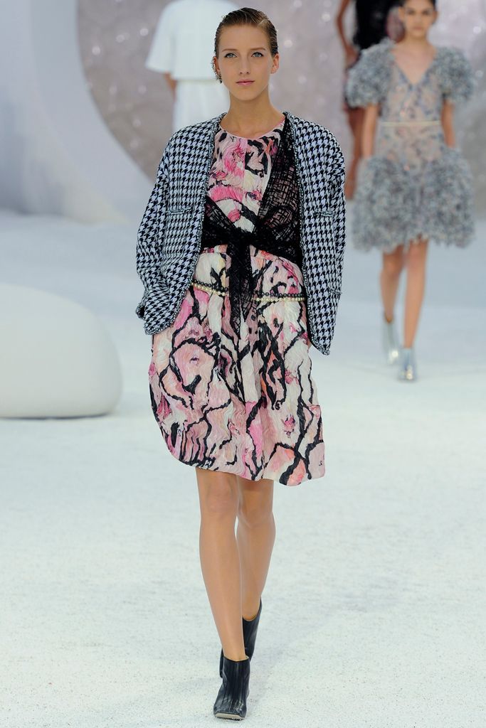 Chanel S/S 12 Look 142
