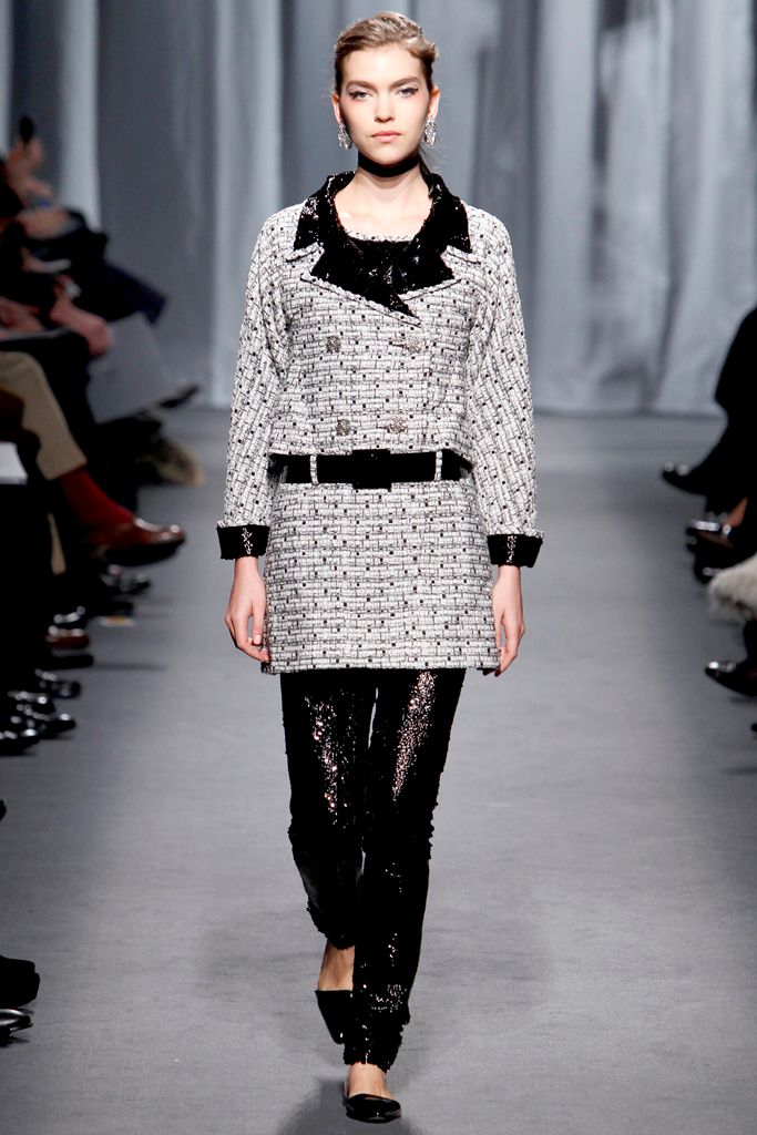 Chanel S/S 11 Couture Look 39