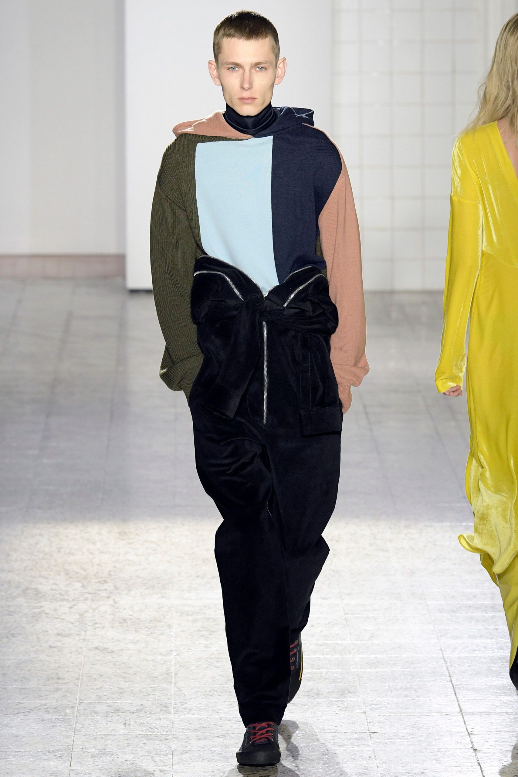 Cédric Charlier F/W 17 Look 142