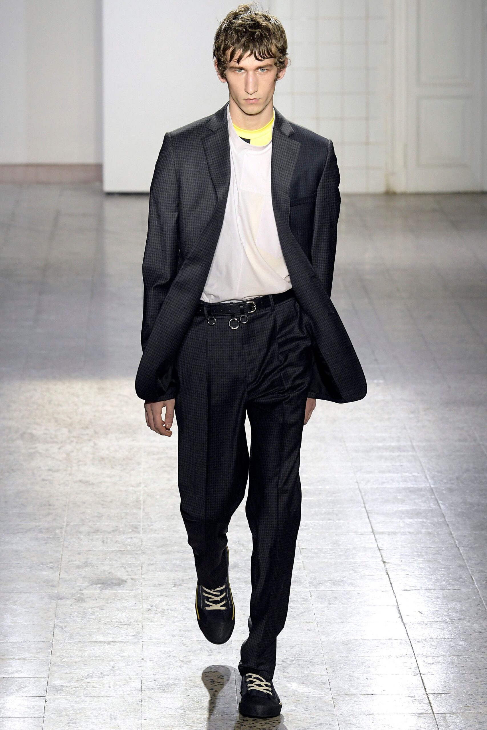 Cédric Charlier F/W 17 Look 195