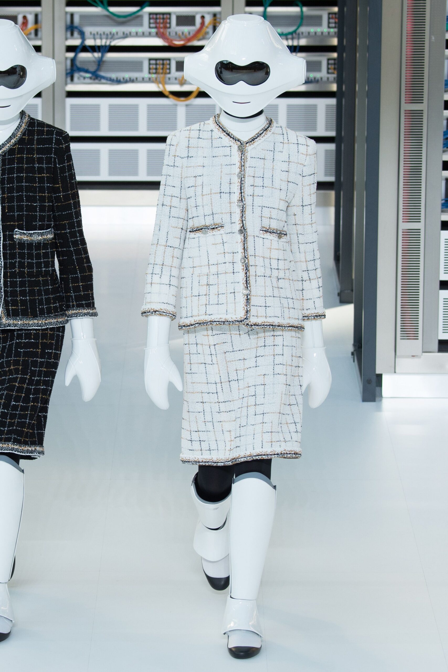 Chanel S/S 17 Look 21