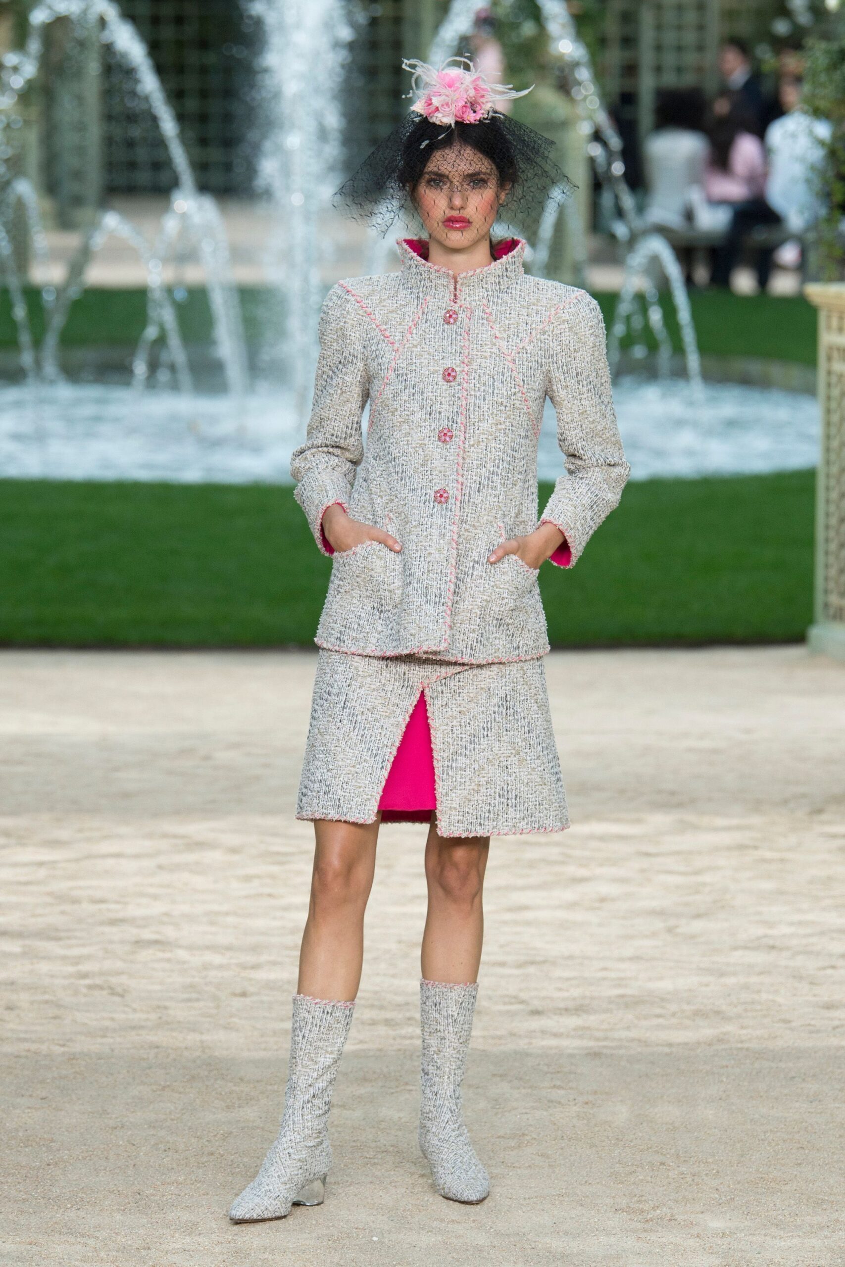 Chanel S/S 18 Couture Look 77