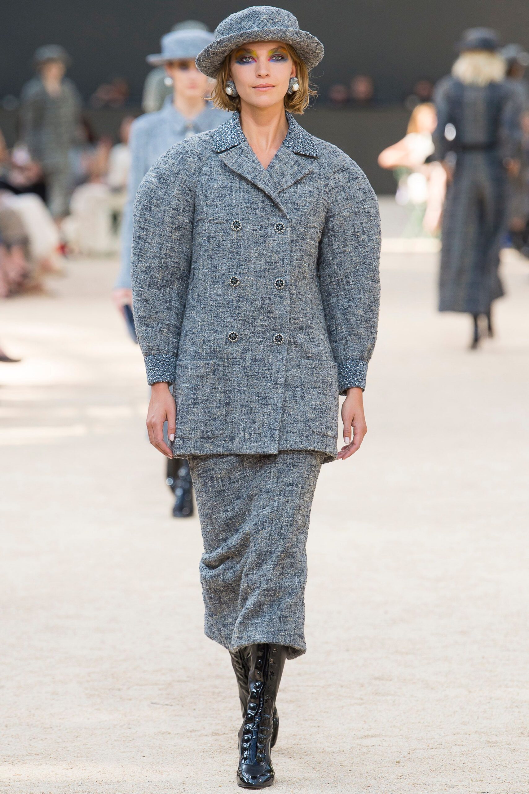 Chanel F/W 17 Couture Look 88