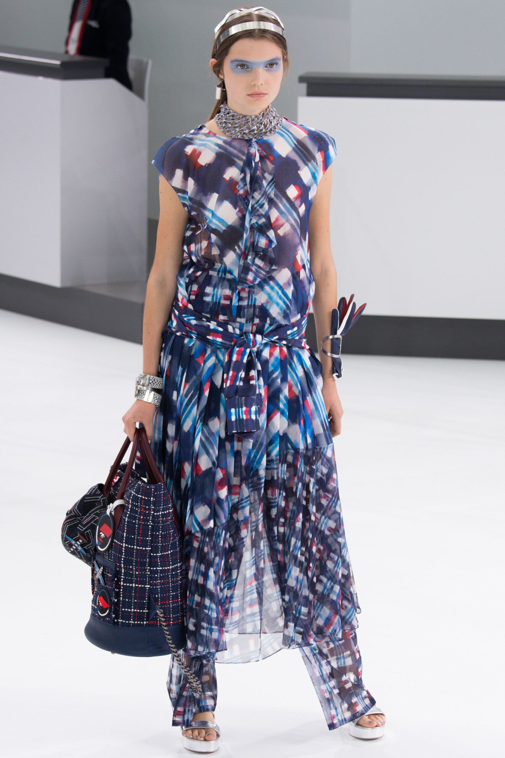 Chanel S/S 16 Look 300