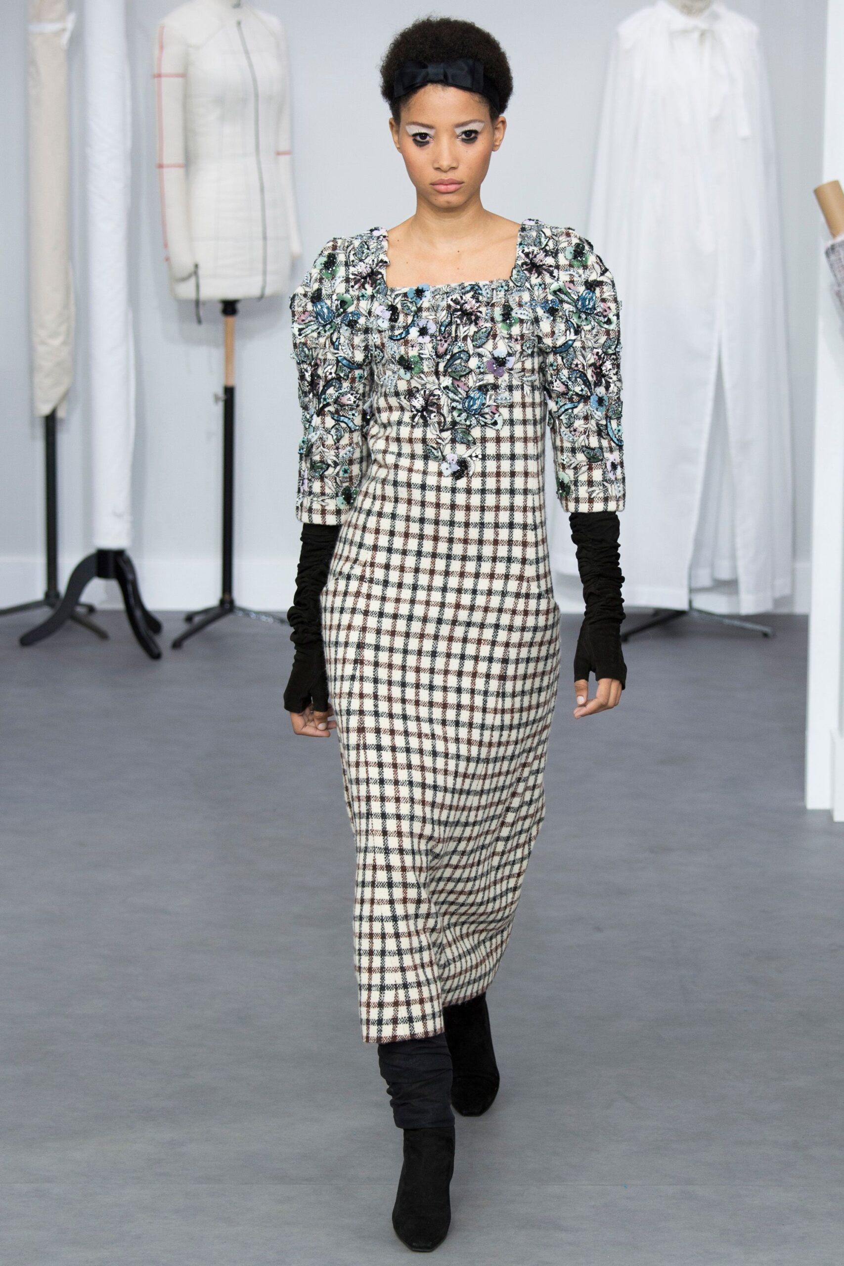 Chanel F/W 16 Couture Look 175