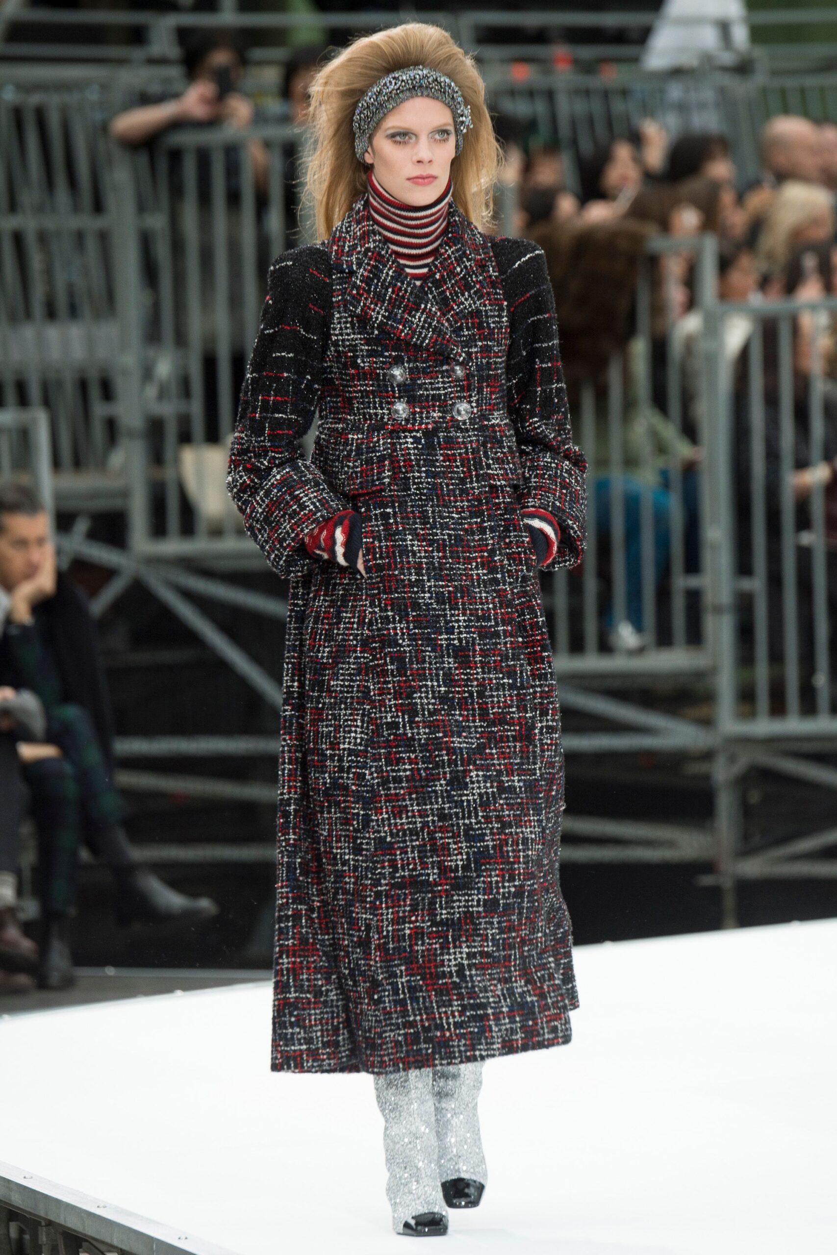 Chanel F/W 17 Look 188