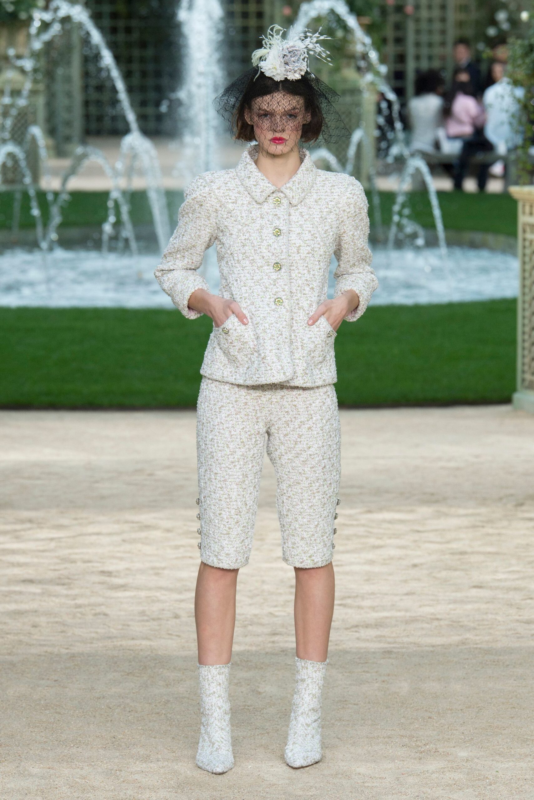 Chanel S/S 18 Couture Look 324