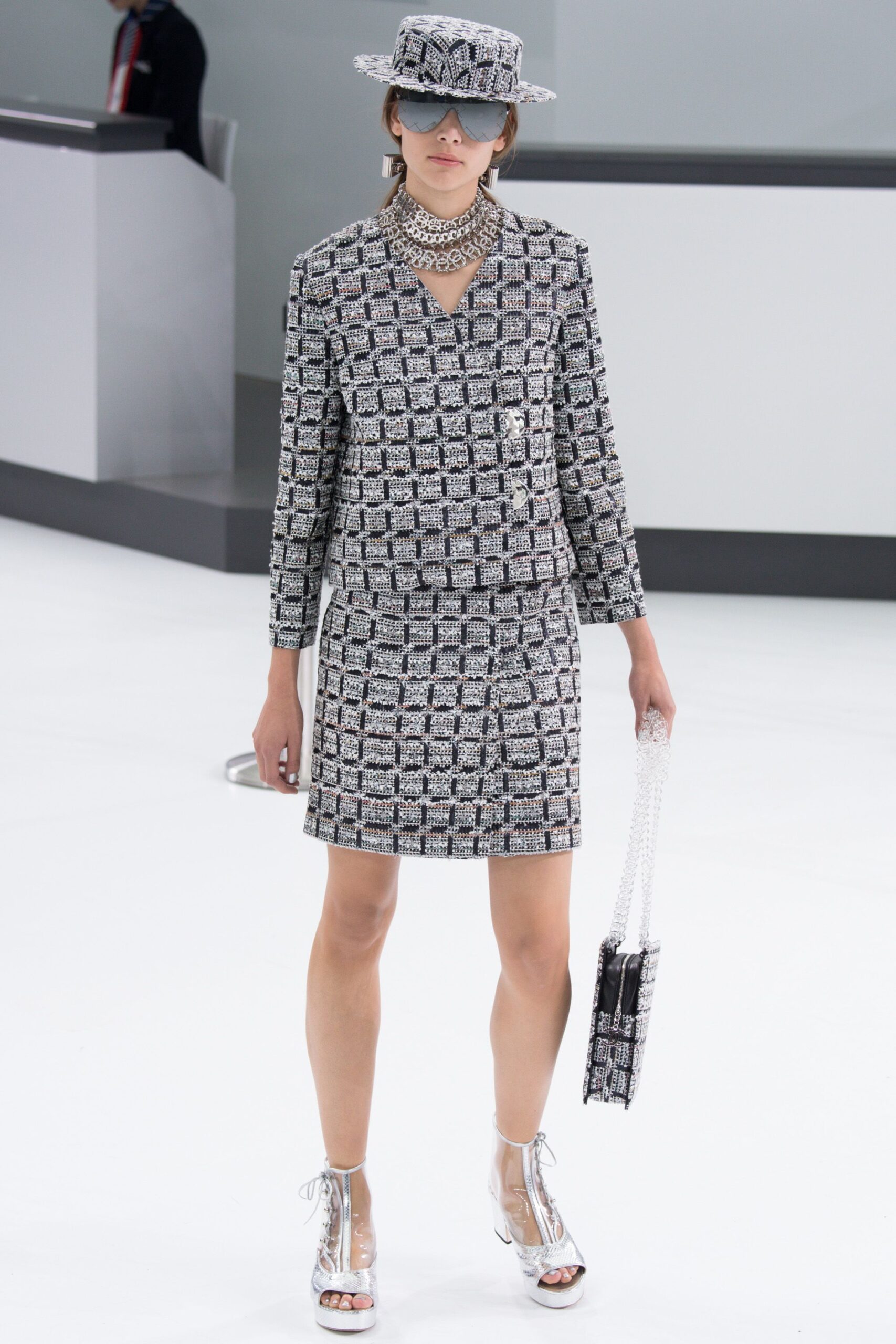 Chanel S/S 16 Look 474