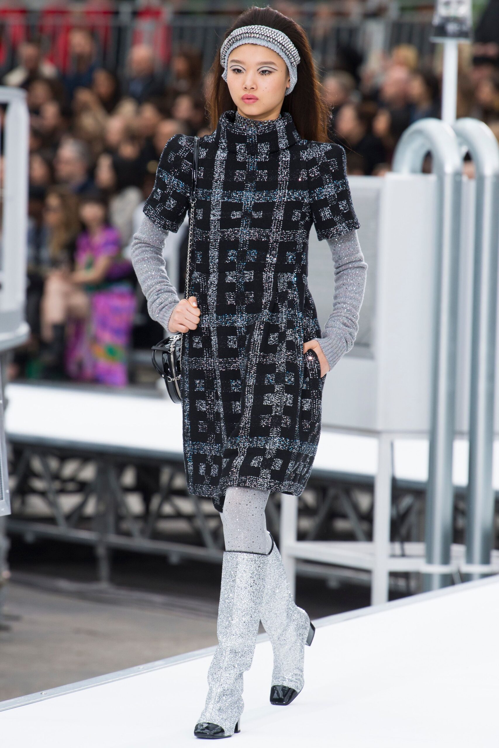 Chanel F/W 17 Look 256