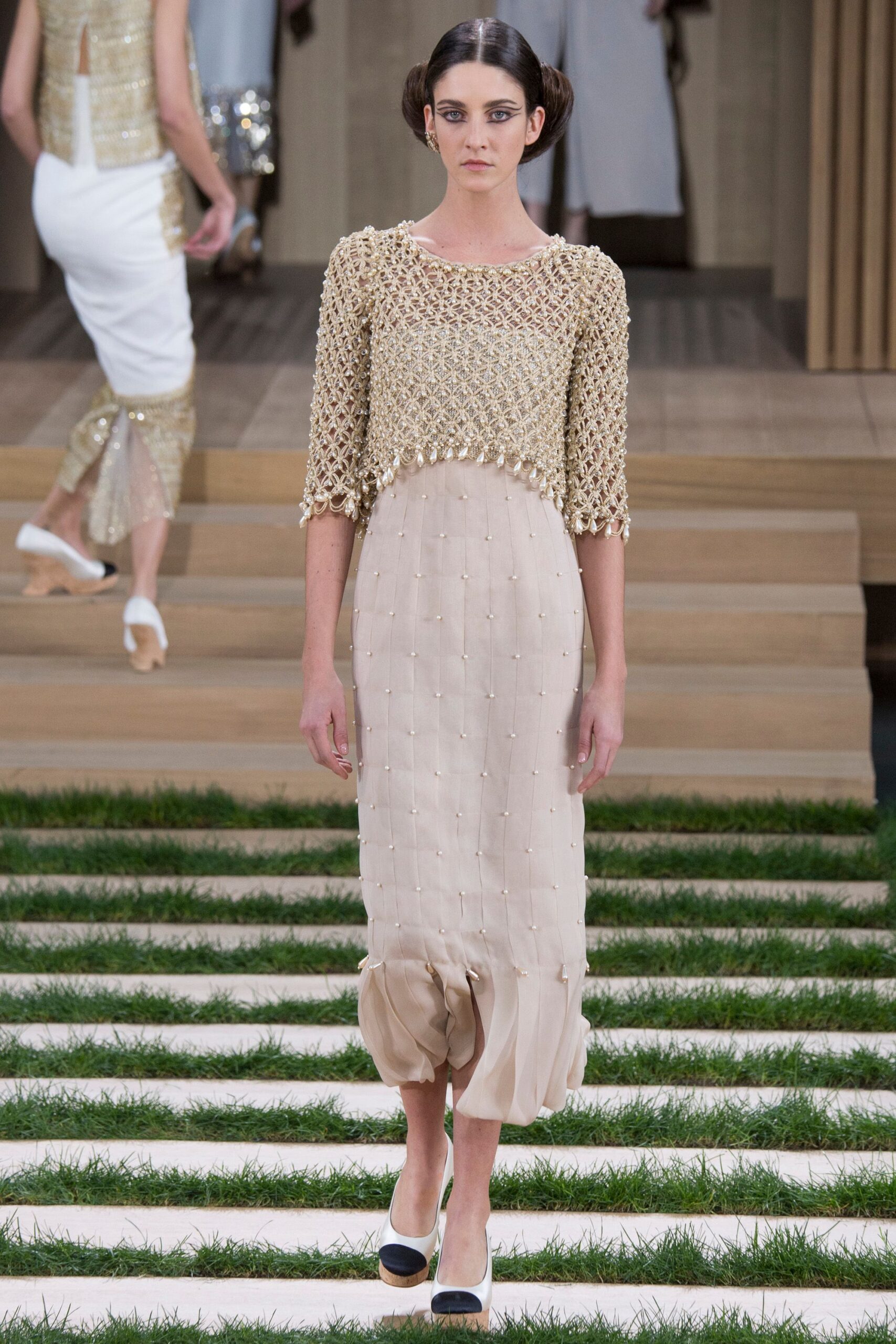 Chanel S/S 16 Couture Look 433