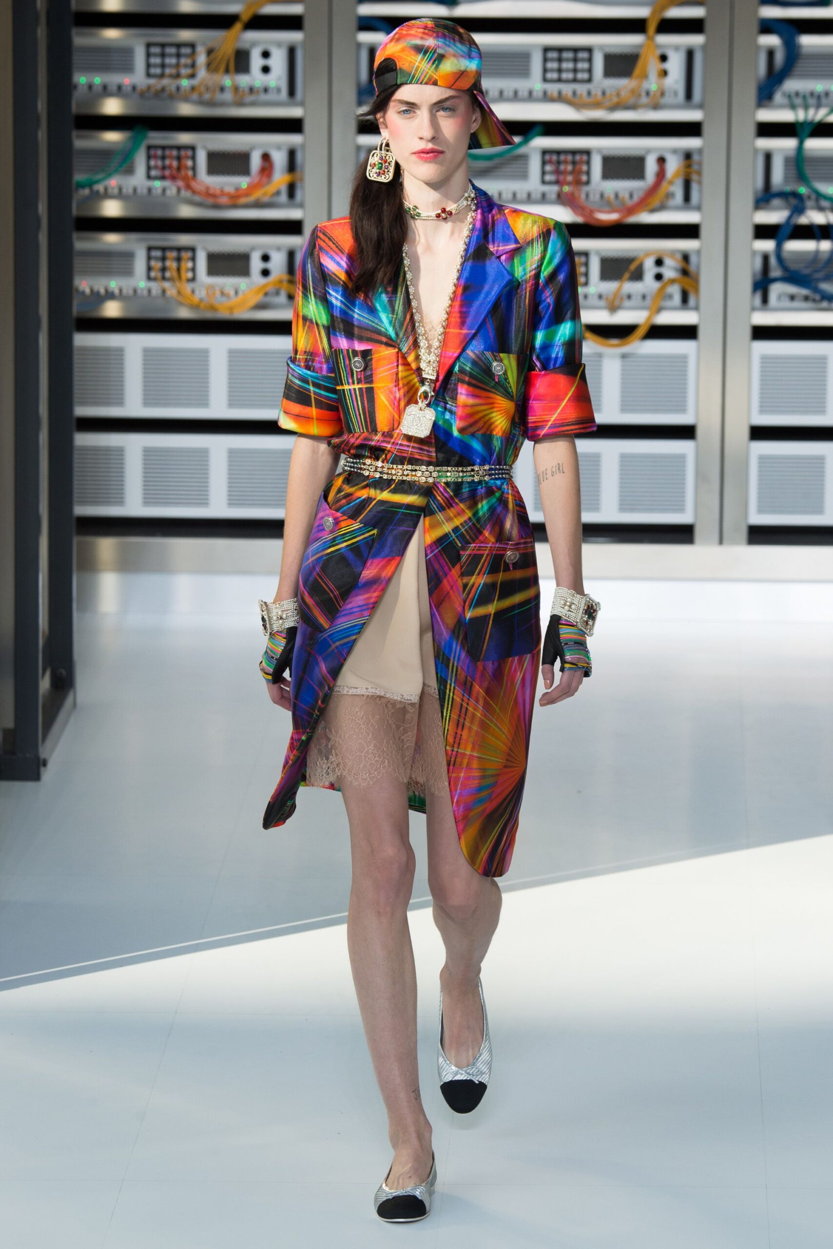 Chanel S/S 17 Look 556