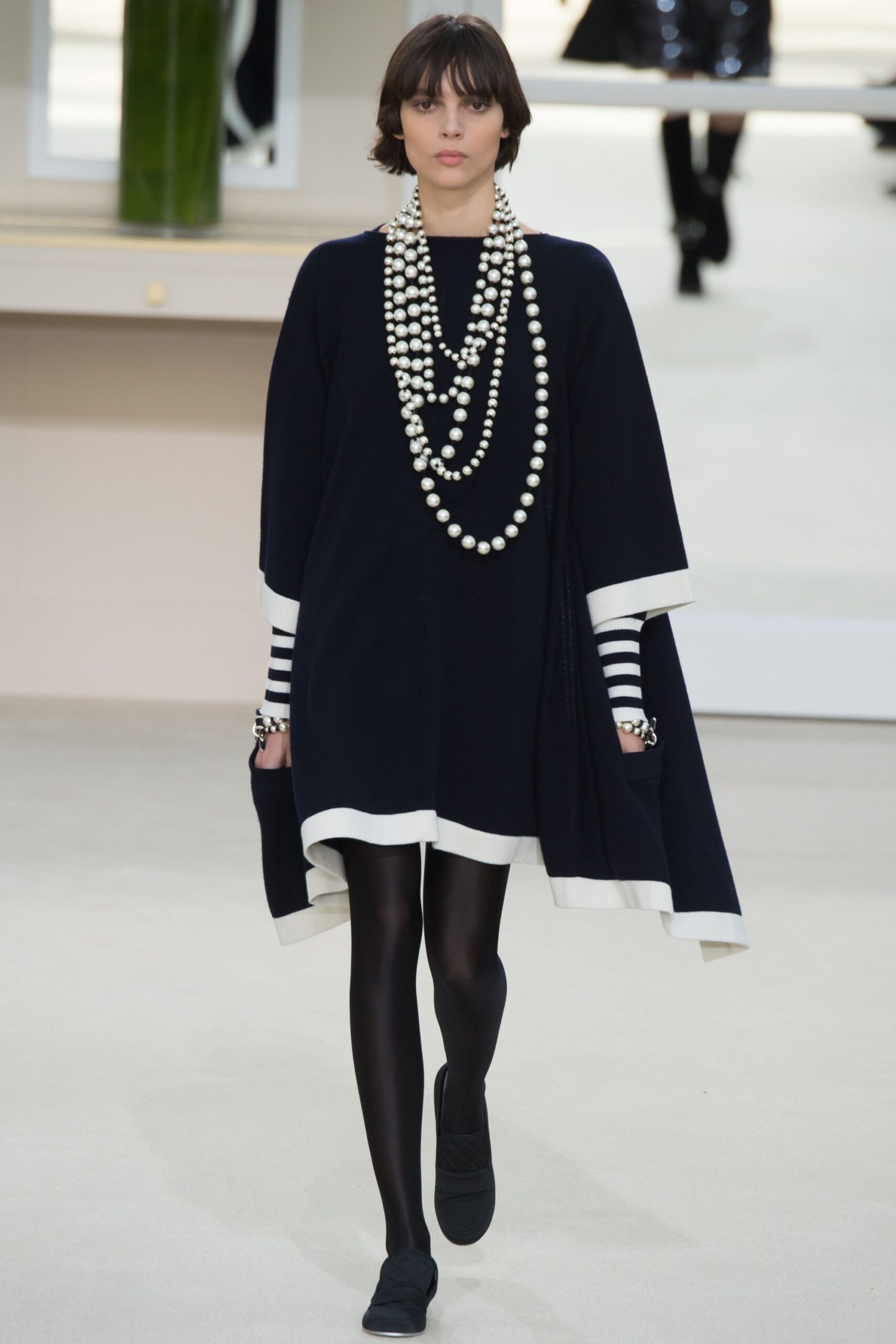 Chanel F/W 16 Look 730