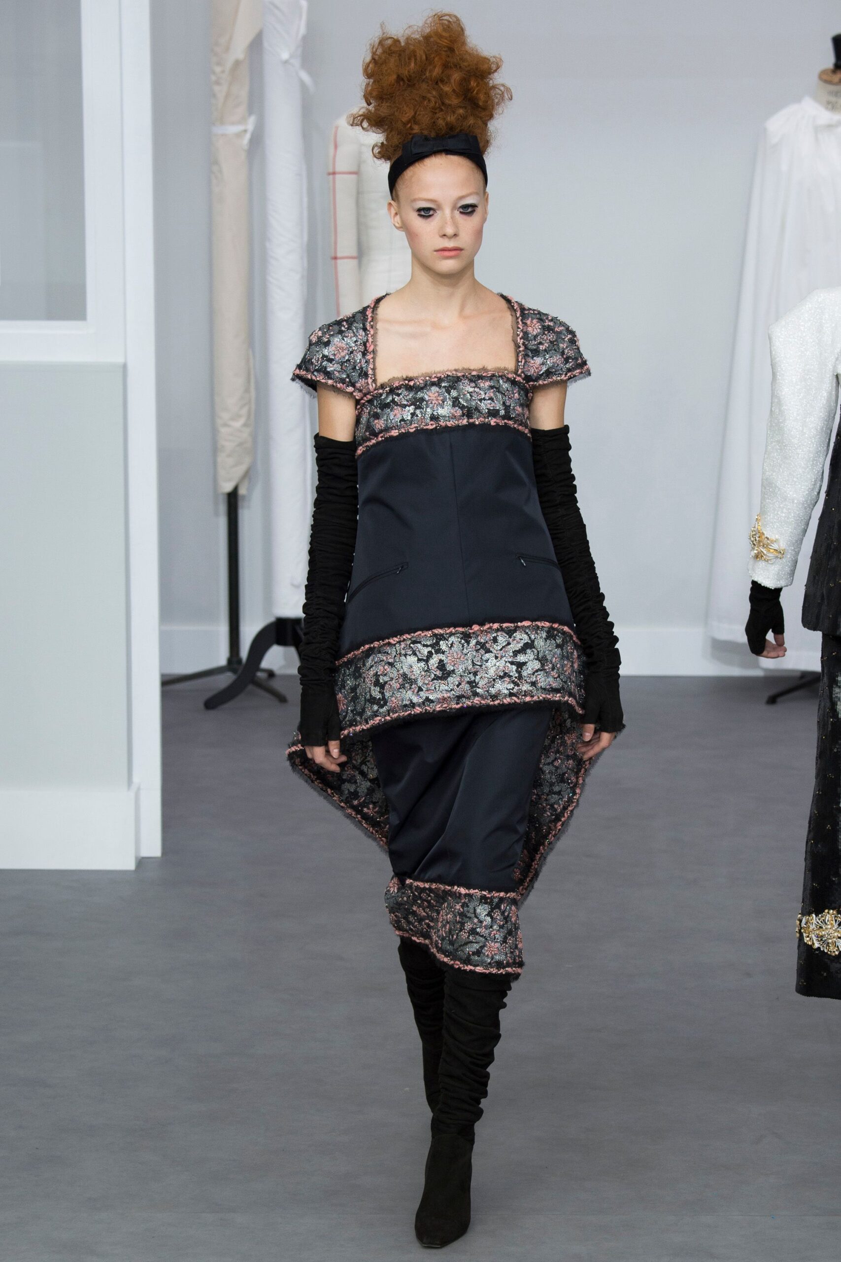 Chanel F/W 16 Couture Look 630