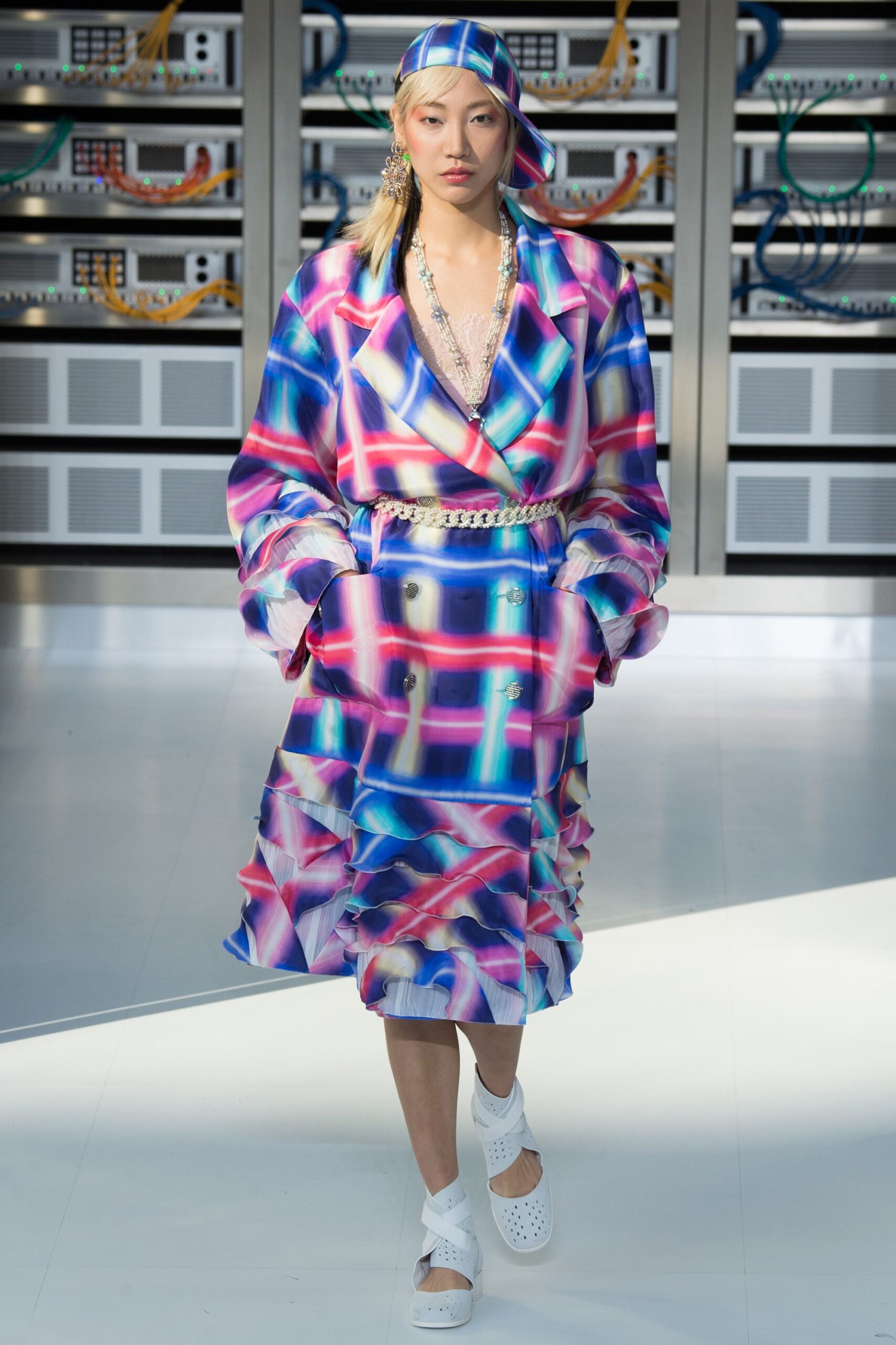 Chanel S/S 17 Look 708