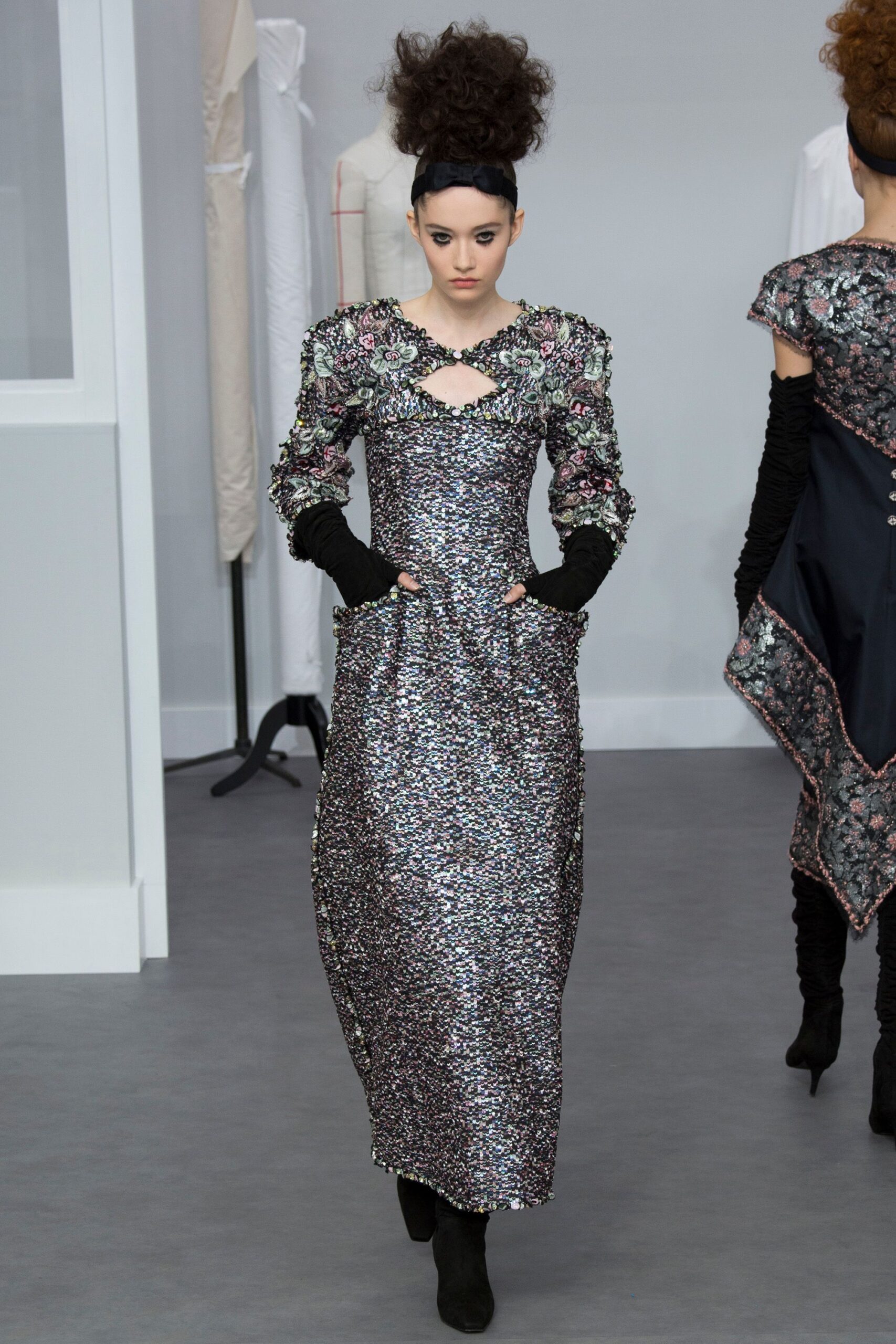 Chanel F/W 16 Couture Look 745