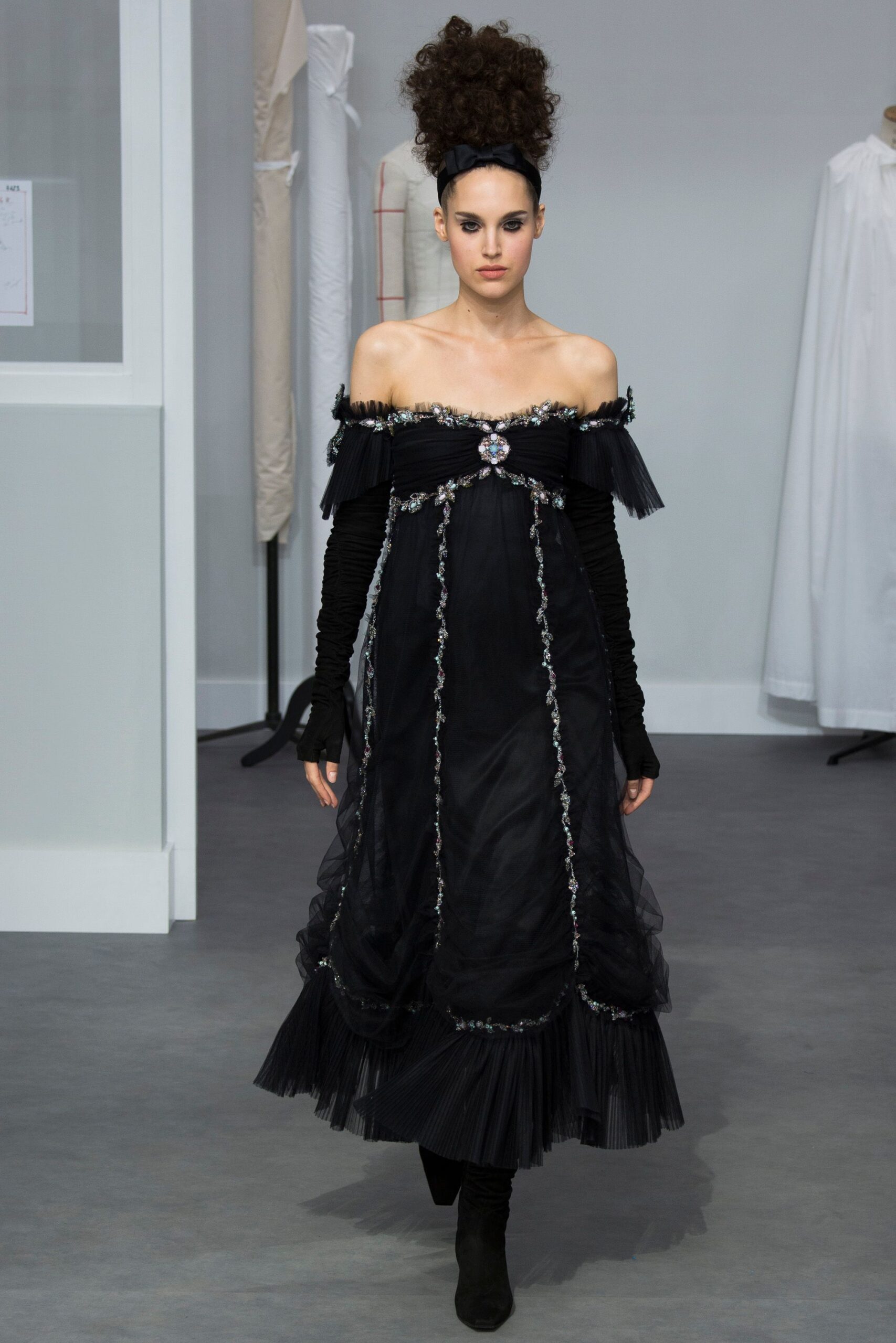 Chanel F/W 16 Couture Look 792